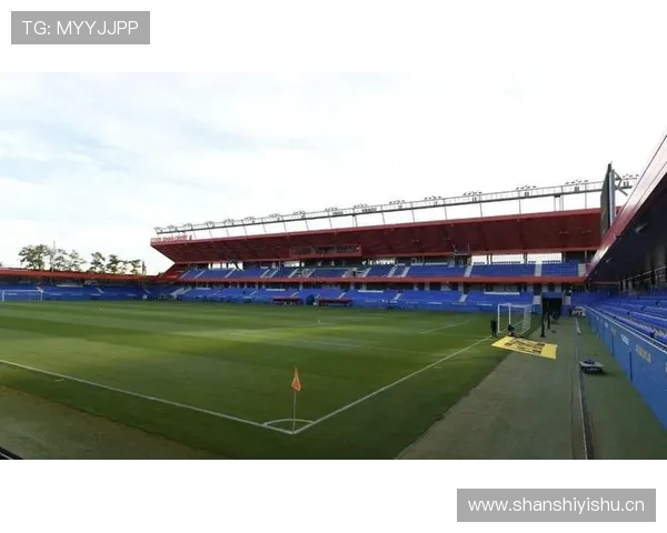 克鲁伊夫战术理念对现代足球的持续影响与贡献