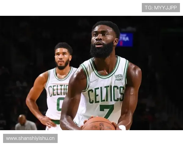 卡马文加vs加维:对抗强度与推进方式差异分析 卡马文加vs加维:对抗强度与推进方式差异分析